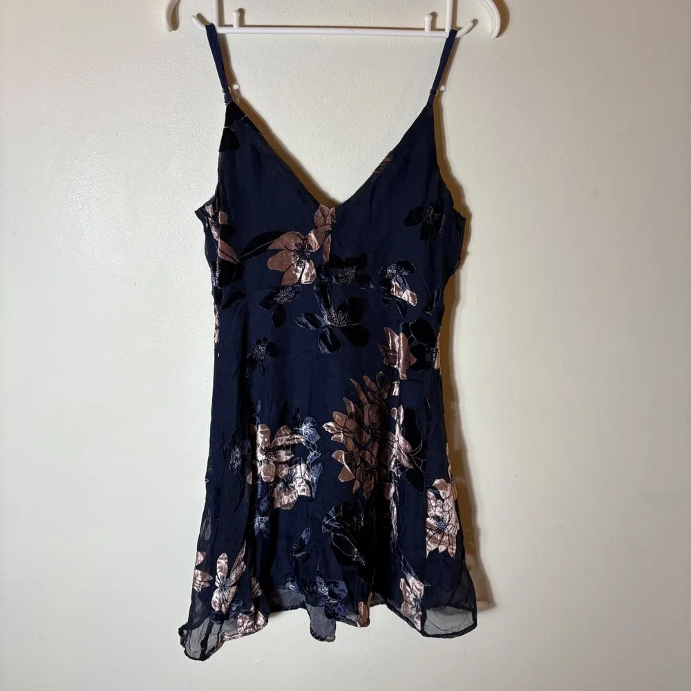 Lulus At The Afterparty Navy Blue Burnout Velvet Floral Mini Dress Size Small - Picture 8 of 10